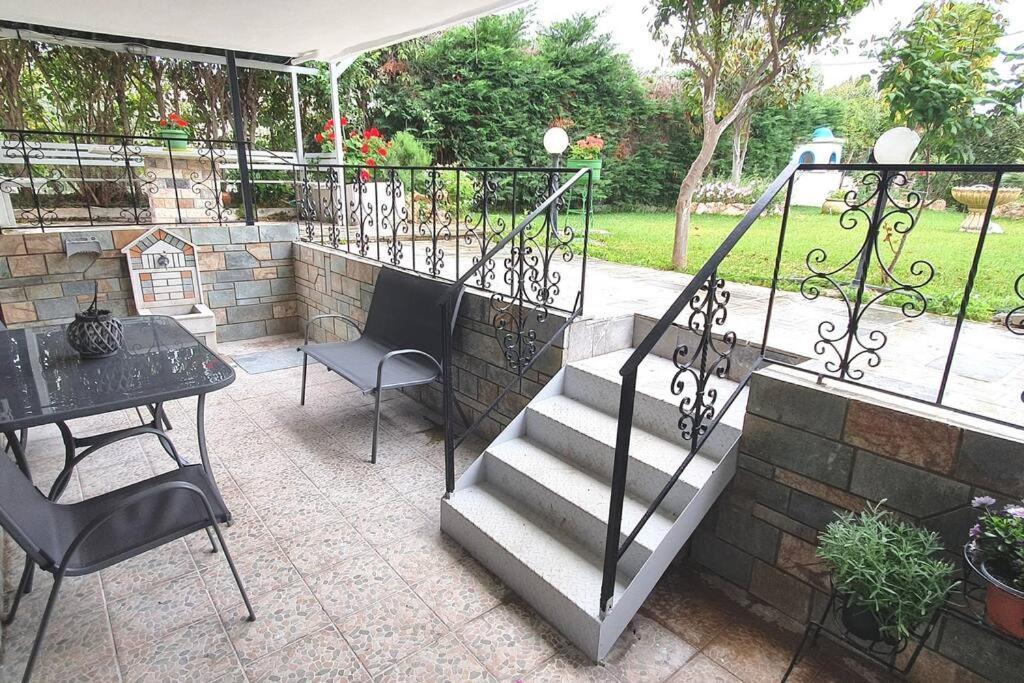 Vacation Studio Oropos Nea Palatia Екстериор снимка