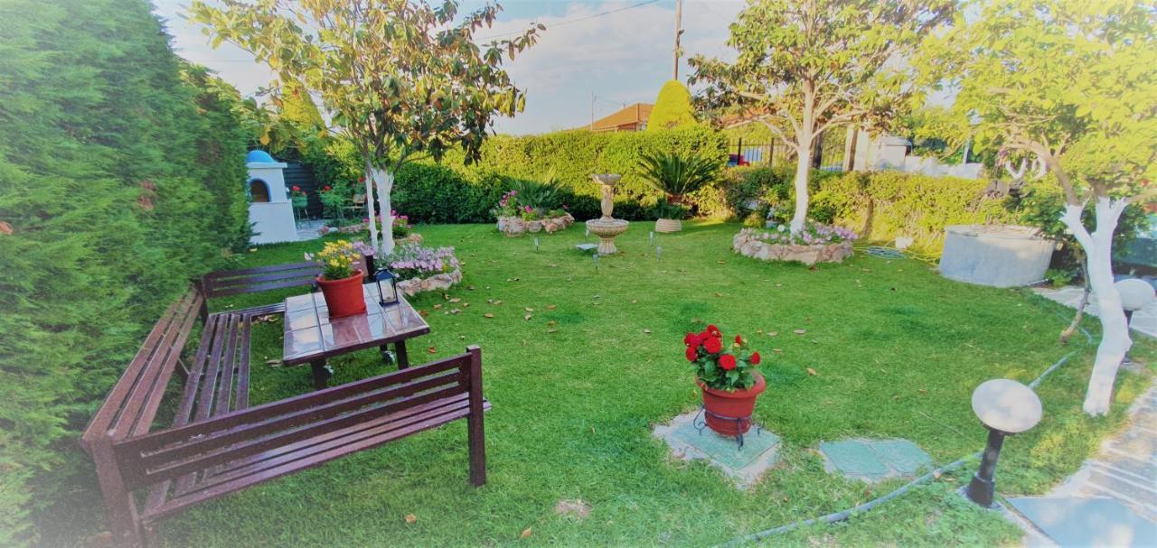Vacation Studio Oropos Nea Palatia Екстериор снимка